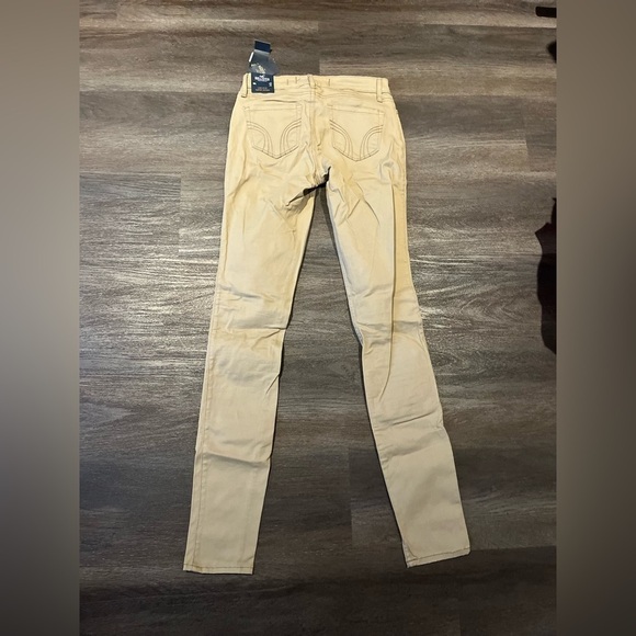 Nwt hollister skinny jeans - Picture 6 of 8